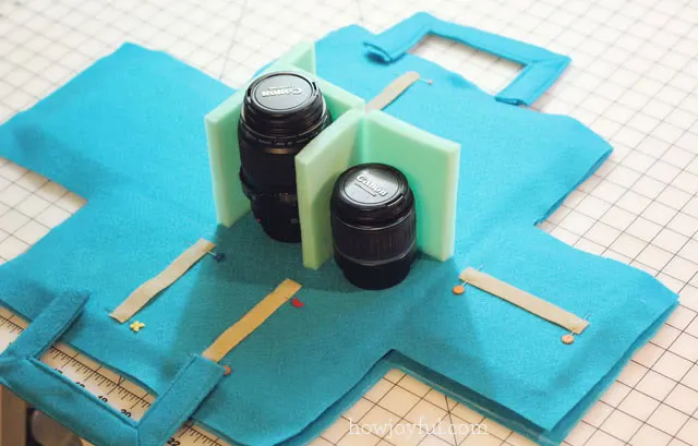 DIY Camera Bag Insert Dividers for Purse! {So EASY} - The Frugal Girls