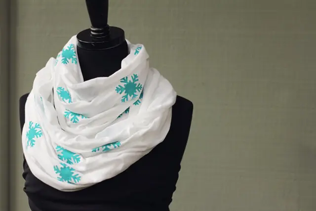 infinity scarf tutorial