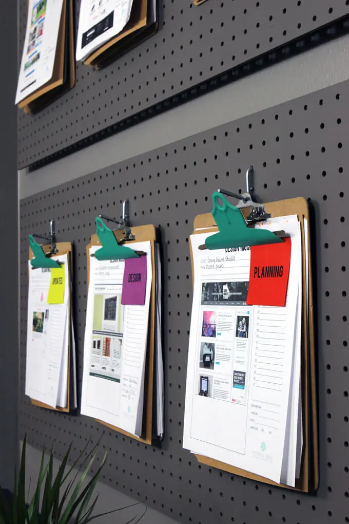monotone pegboard