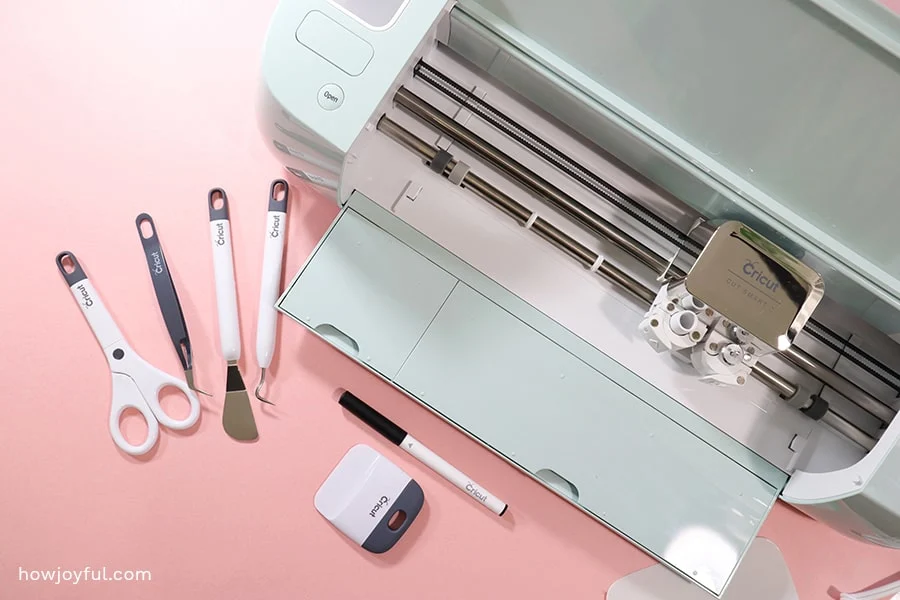 What is a Cricut machine & everything you should know before